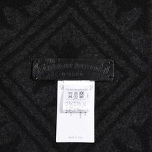 画像をギャラリービューアに読み込む, 新品同様品 CHROME HEARTS クロムハーツ 未使用マフラー 総柄 CHクロス マフラー ストール ブラック グレー カシミヤ 中古 4a003609