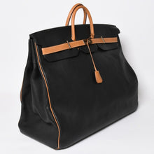 Load image into Gallery viewer, HERMES エルメス オータクロア60 ハンドバッグ ○T刻印 フィヨルド ヴォーシャモニー ブラック ナチュラル ゴールド金具 美品 中古 4a003635