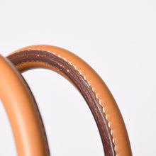 Load image into Gallery viewer, HERMES エルメス オータクロア60 ハンドバッグ ○T刻印 フィヨルド ヴォーシャモニー ブラック ナチュラル ゴールド金具 美品 中古 4a003635