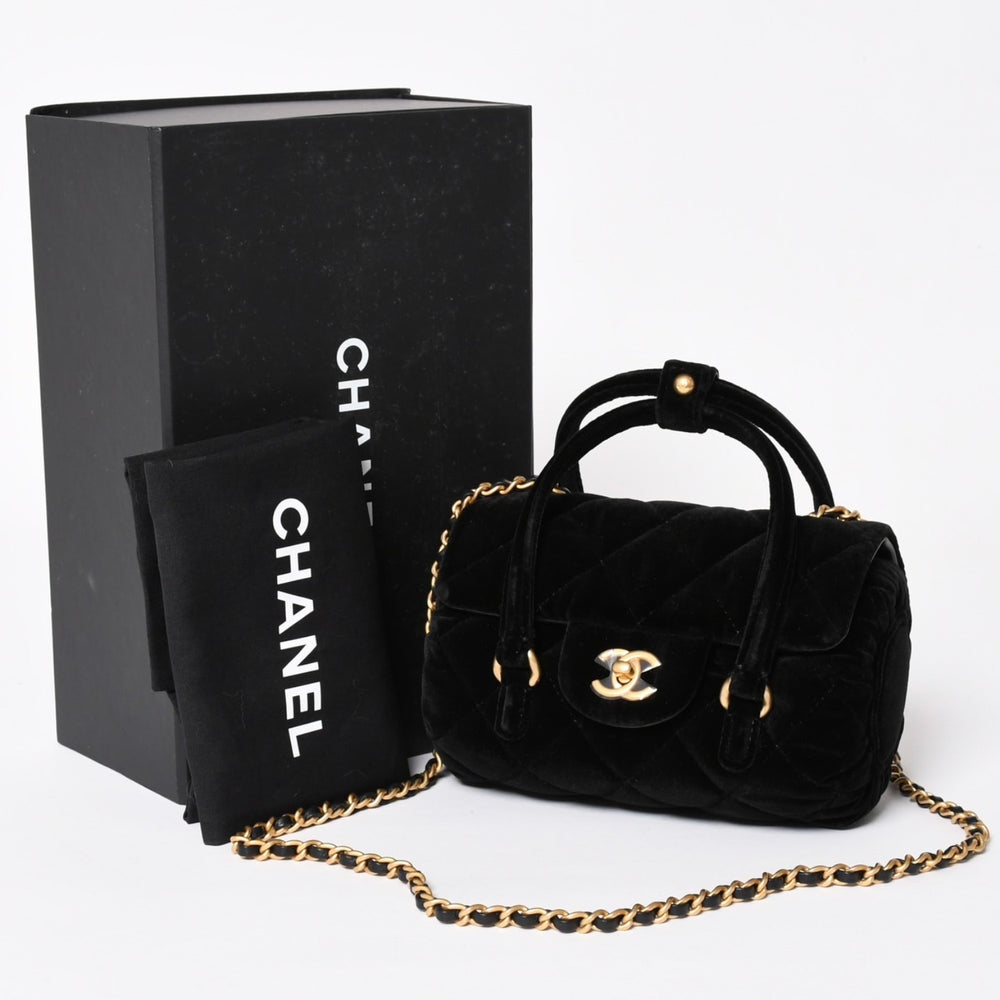 新品同様 CHANEL シャネル マトラッセ ベルベット ミニボーリング2wayバッグ ミニボストンバッグ ランダム番台 ベルベット レザー ブラック ゴールド金具 中古 4a003638