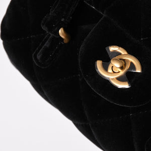 Like new CHANEL Chanel Matelasse Velvet Mini Bowling 2way Bag Mini Boston Bag Random Number Velvet Leather Black Gold Hardware Used 4a003638