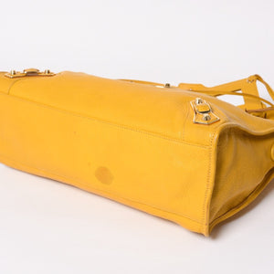 BALENCIAGA Classic Metallic Edge City Handbag Shoulder Bag 390154 Goatskin Yellow Gold Hardware Studs 2way Good Condition Used 4a003657