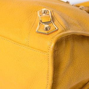 BALENCIAGA Classic Metallic Edge City Handbag Shoulder Bag 390154 Goatskin Yellow Gold Hardware Studs 2way Good Condition Used 4a003657