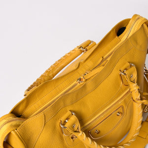 BALENCIAGA Classic Metallic Edge City Handbag Shoulder Bag 390154 Goatskin Yellow Gold Hardware Studs 2way Good Condition Used 4a003657