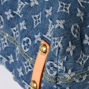 Very good condition LOUIS VUITTON Monogram Denim Baggy GM Shoulder Bag Handbag M95048 Indigo Blue Gold Hardware Used 4a003639