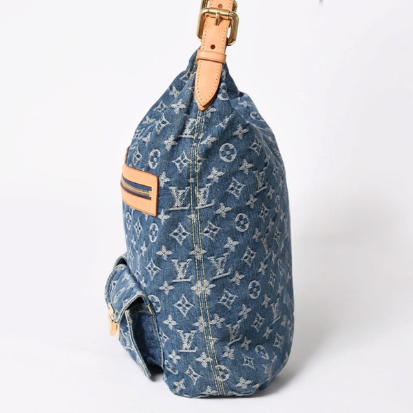 Very good condition LOUIS VUITTON Monogram Denim Baggy GM Shoulder Bag Handbag M95048 Indigo Blue Gold Hardware Used 4a003639