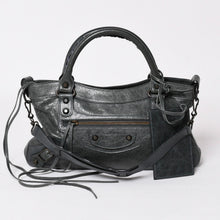 画像をギャラリービューアに読み込む, BALENCIAGA バレンシアガ ザ ファースト ハンドバッグ ショルダーバッグ 103208 ラムスキン ダークグレー メタルブラック金具 2way 美品 中古 4a003641