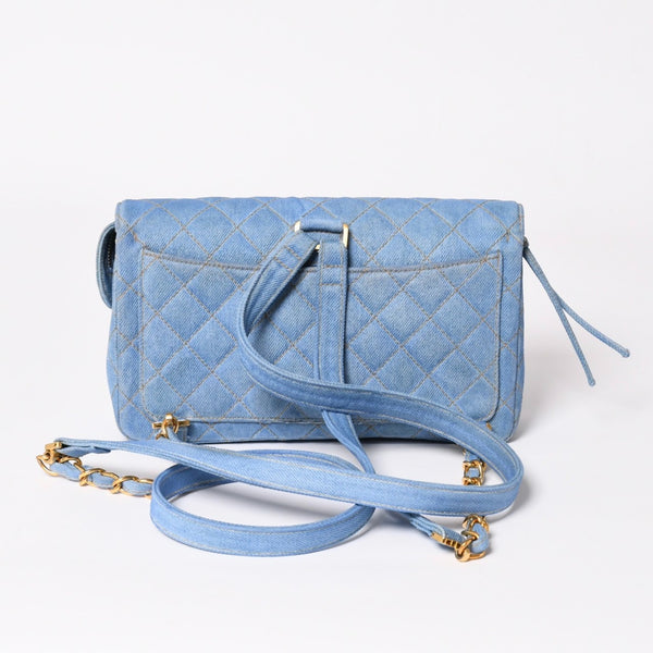 Very Good Condition CHANEL Chanel Matelasse Denim Backpack Rucksack No. 4 Turnlock Indigo Blue Gold Hardware Used 4a003650