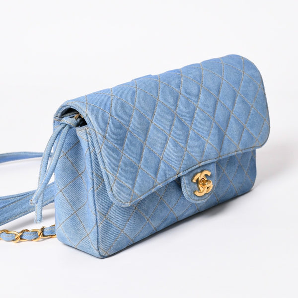 Very Good Condition CHANEL Chanel Matelasse Denim Backpack Rucksack No. 4 Turnlock Indigo Blue Gold Hardware Used 4a003650