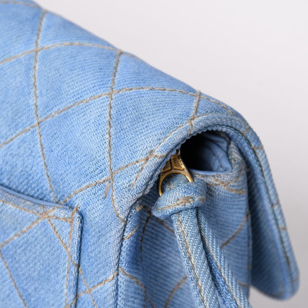 Very Good Condition CHANEL Chanel Matelasse Denim Backpack Rucksack No. 4 Turnlock Indigo Blue Gold Hardware Used 4a003650