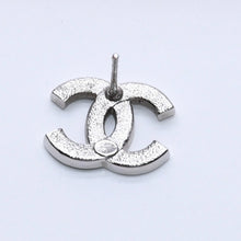 画像をギャラリービューアに読み込む, CHANEL シャネル ココマーク ピアス 重量約2.34g B24V刻印 ラインストーン シルバー ブラック クリア 片耳用 美品 中古 4a003139
