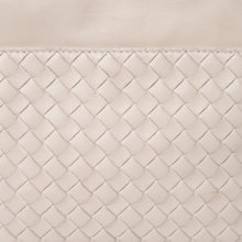 Load image into Gallery viewer, BOTTEGA VENETA ボッテガ ヴェネタ イントレチャート 2WAY バッグ ショルダーバッグ ハンドバッグ オフホワイト ブラック金具 4a003701