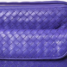 Load image into Gallery viewer, BOTTEGA VENETA ボッテガヴェネタ イントレチャート ナッパ メッセンジャー ショルダーバッグ ナッパレザー ラムスキン パープル ブロンズシルバー金具 美品 中古 4a003708