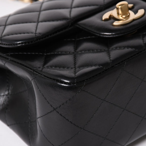 Like new CHANEL Mini Matelasse 17 S Flap S Chain Shoulder Bag 18th Series Coco Mark Lambskin Black Used 4a003658