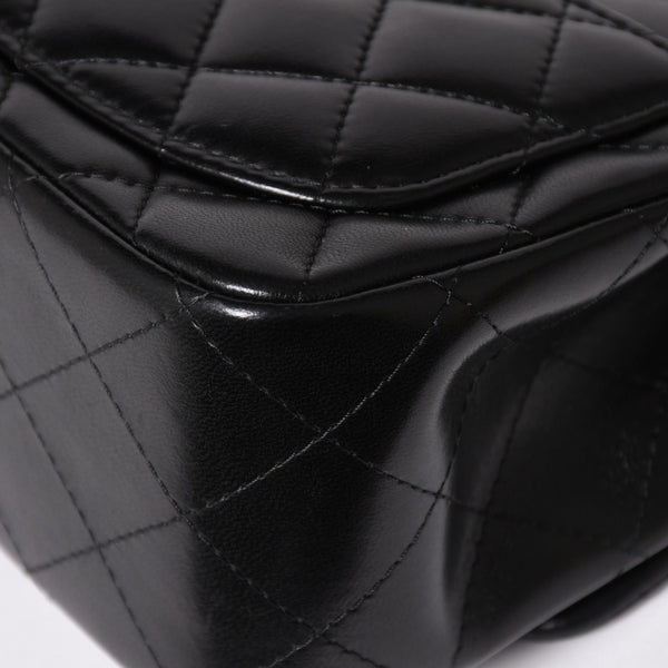 Like new CHANEL Mini Matelasse 17 S Flap S Chain Shoulder Bag 18th Series Coco Mark Lambskin Black Used 4a003658