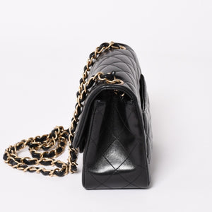 Like new CHANEL Mini Matelasse 17 S Flap S Chain Shoulder Bag 18th Series Coco Mark Lambskin Black Used 4a003658
