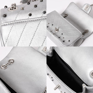 CHANEL シャネル シェブロン スタッド ウォーズ チェーンショルダーバッグ 24番台 ココマーク カーフスキン シルバー金具 美品 中古 4a003691