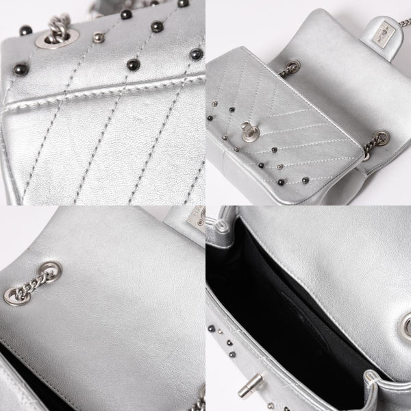 CHANEL シャネル シェブロン スタッド ウォーズ チェーンショルダーバッグ 24番台 ココマーク カーフスキン シルバー金具 美品 中古 4a003691