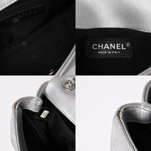 CHANEL シャネル シェブロン スタッド ウォーズ チェーンショルダーバッグ 24番台 ココマーク カーフスキン シルバー金具 美品 中古 4a003691