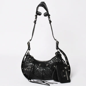 Very good condition BALENCIAGA Balenciaga shoulder bag Le cagole black 671309 used 4a003814