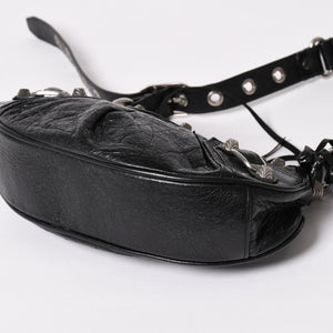Very good condition BALENCIAGA Balenciaga shoulder bag Le cagole black 671309 used 4a003814