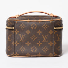 Load image into Gallery viewer, 新品未使用 LOUIS VUITTON ルイヴィトン ニースミニ バニティバッグ M44495 コスメポーチ 化粧ポーチ モノグラムキャンバス ブラウン ゴールド金具 中古 4a003655