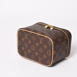 New and unused LOUIS VUITTON Nice Mini Vanity Bag M44495 Cosmetic Pouch Cosmetic Pouch Monogram Canvas Brown Gold Hardware Used 4a003655