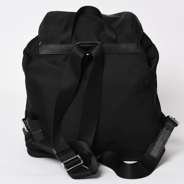 Very good condition PRADA Rucksack Shoulder Bag Nylon Silver Metal Fittings Triangle Logo Saffiano Used 4a003693