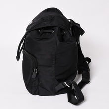 Load image into Gallery viewer, 極美品 PRADA プラダ リュック ショルダーバッグ ナイロン シルバー金具 三角ロゴ サフィアーノ 中古 4a003693