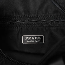 Load image into Gallery viewer, 極美品 PRADA プラダ Re-Nylon ミニトートバッグ BN0332 テスートナイロン レザー ブラック トライアングルロゴプレート 31サイズ 中古 4a003666