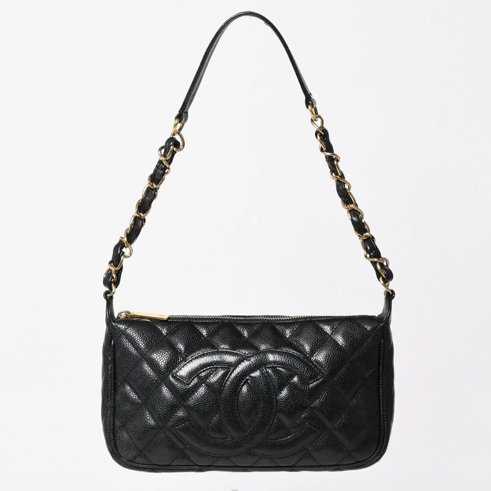 極美品 CHANEL シャネル チェーンショルダーバッグ マトラッセ キャビアスキン ココマーク ブラック ショルダーポーチ 7番台 A22476 中古 4a003712