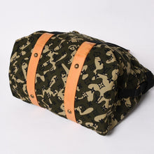 Load image into Gallery viewer, 極美品 LOUIS VUITTON ルイヴィトン トレイ モノグラモフラージュ モノグラム トートバッグ 村上隆 限定 迷彩柄 M95783 中古 4a003582