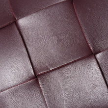Load image into Gallery viewer, 極美品 BOTTEGA VENETA ボッテガヴェネタ バーガンディ ワインレッド カセットショルダーバッグ B09382148Q 中古 4a003689
