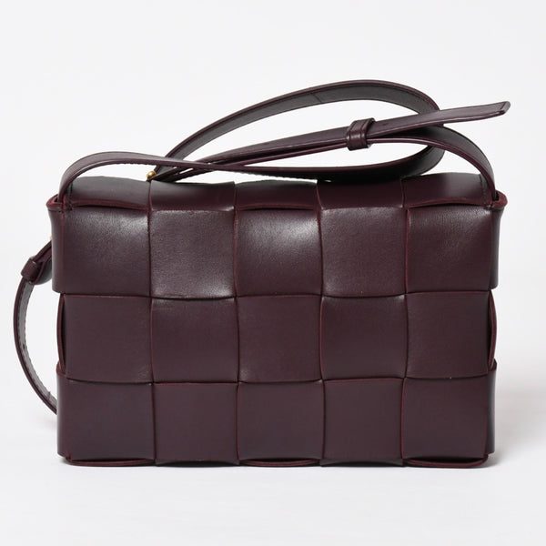 Very Good Condition BOTTEGA VENETA Bottega Veneta Burgundy Wine Red Cassette Shoulder Bag B09382148Q Used 4a003689