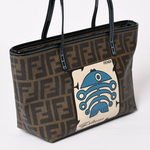 極美品 FENDI フェンディ ハンドバッグ 8BH223 CR2 ズッカ柄 ブラウン キャンバス エナメル ブラウン ゴールド金具 中古 4a003677