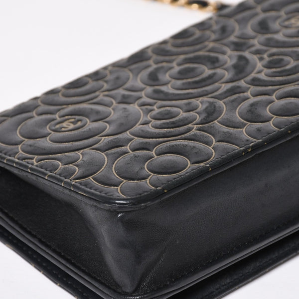 CHANEL シャネル カメリア ウォレット チェーンバッグ エンボス加工 21番台 ラムスキン ブラック ゴールド 美品 中古 4a003710