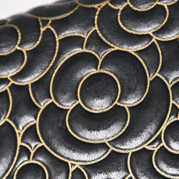 CHANEL シャネル カメリア ウォレット チェーンバッグ エンボス加工 21番台 ラムスキン ブラック ゴールド 美品 中古 4a003710