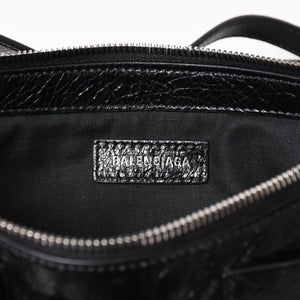 Very Good Condition BALENCIAGA Balenciaga Super Busy Leather Shoulder Bag Shoulder Bag Black 802227 Used 4a003690