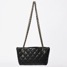 画像をギャラリービューアに読み込む, 極美品 CHANEL シャネル マトラッセ キャビアスキン アクセサリーポーチ ブラック シルバー金具 ランダム番台 中古 4a003600