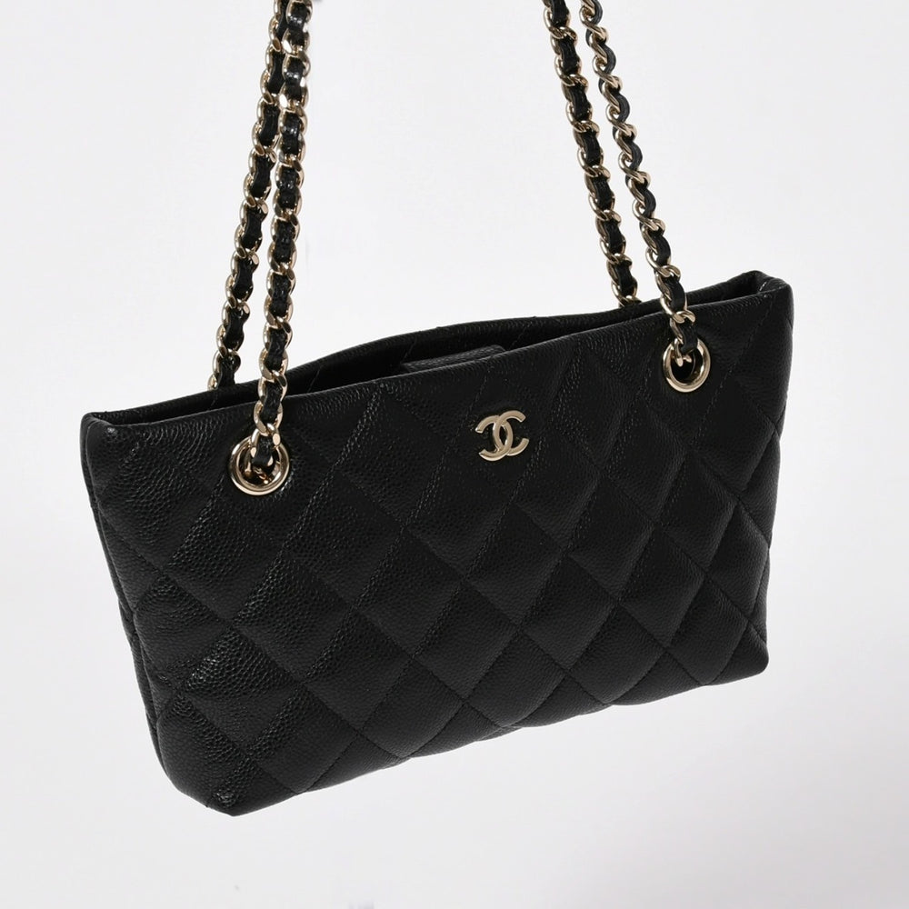Very good condition CHANEL Chanel Matelasse caviar skin accessory pouch black silver hardware random number used 4a003600