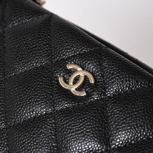 Very good condition CHANEL Chanel Matelasse caviar skin accessory pouch black silver hardware random number used 4a003600