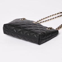 画像をギャラリービューアに読み込む, 極美品 CHANEL シャネル マトラッセ キャビアスキン アクセサリーポーチ ブラック シルバー金具 ランダム番台 中古 4a003600