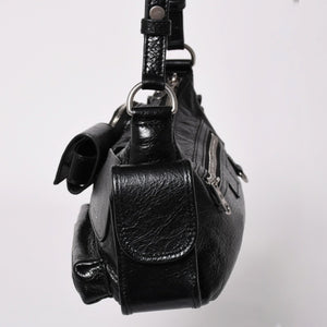 Very Good Condition BALENCIAGA Balenciaga Super Busy Leather Shoulder Bag Shoulder Bag Black 802227 Used 4a003690