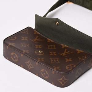 Very good condition LOUIS VUITTON Multi-pochette Félicie shoulder bag M80091 Brown Green Used 4a002385