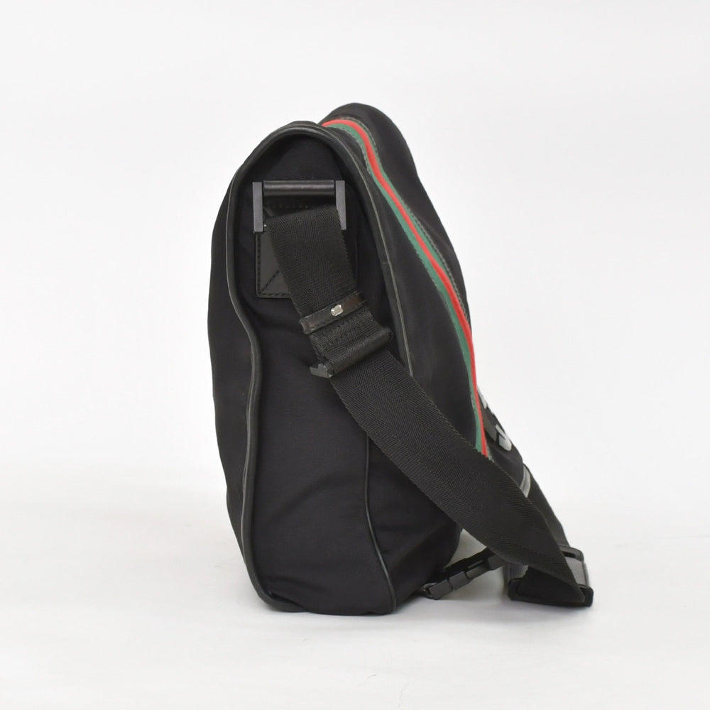 GUUCI Shoulder Bag Sherry Line 181066 Black GG Logo Black Metal Fittings Good Condition Used 4a003525