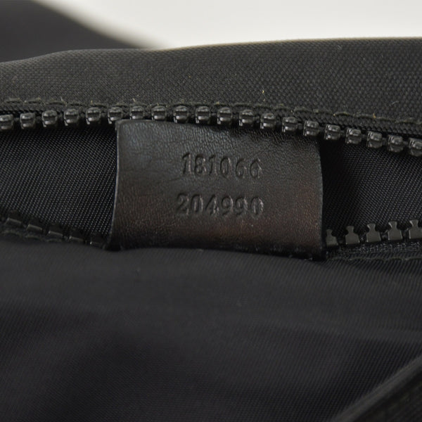 GUUCI Shoulder Bag Sherry Line 181066 Black GG Logo Black Metal Fittings Good Condition Used 4a003525