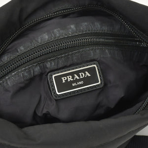 極美品 PRADA プラダ ショルダーバッグ トライアングルロゴ 19ss ブラック シルバー金具 ナイロン レザー 中古 4a003696