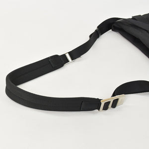 極美品 PRADA プラダ ショルダーバッグ トライアングルロゴ 19ss ブラック シルバー金具 ナイロン レザー 中古 4a003696