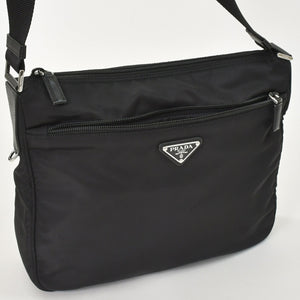 Very Good Condition PRADA Nylon Shoulder Bag Nylon Shoulder Bag RE-NYLON Black Pouch Used 4a003505
