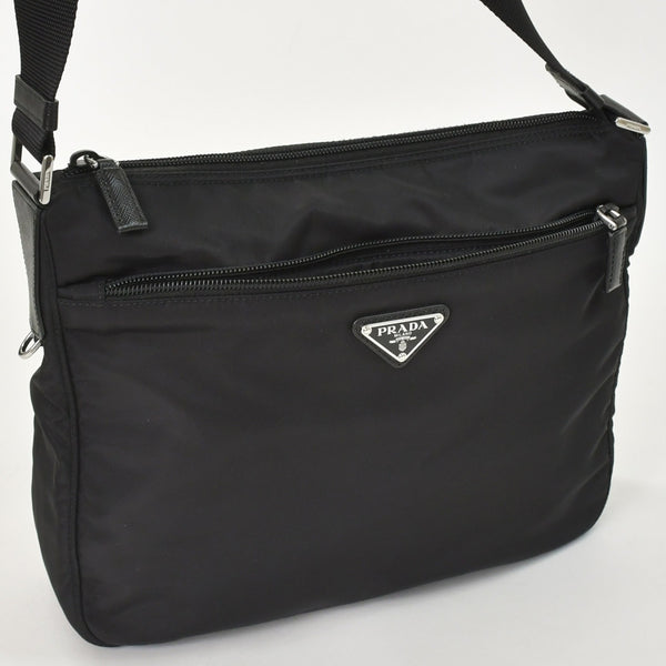 Very Good Condition PRADA Nylon Shoulder Bag Nylon Shoulder Bag RE-NYLON Black Pouch Used 4a003505